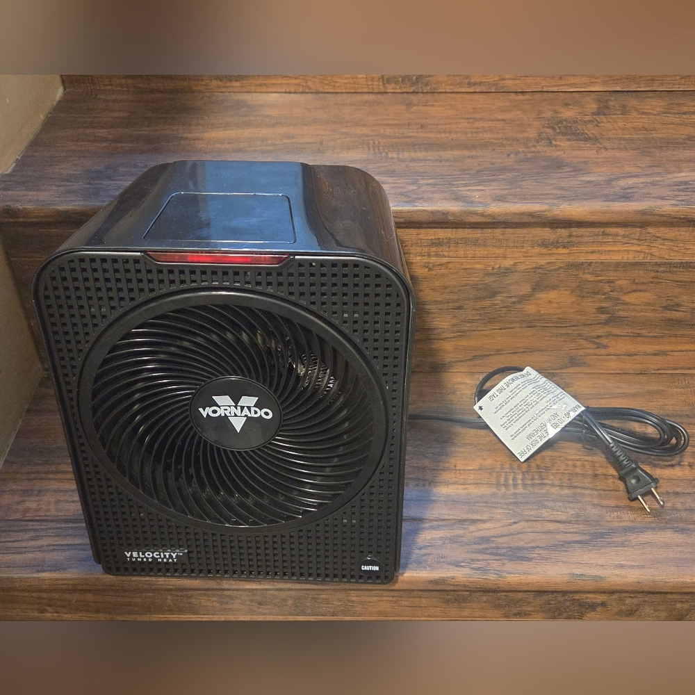 Vornado Velocity 4 Whole Room Heater.